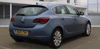 VAUXHALL ASTRA (2010)