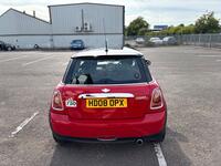 MINI HATCH (2008)