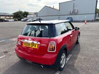 MINI HATCH (2008)